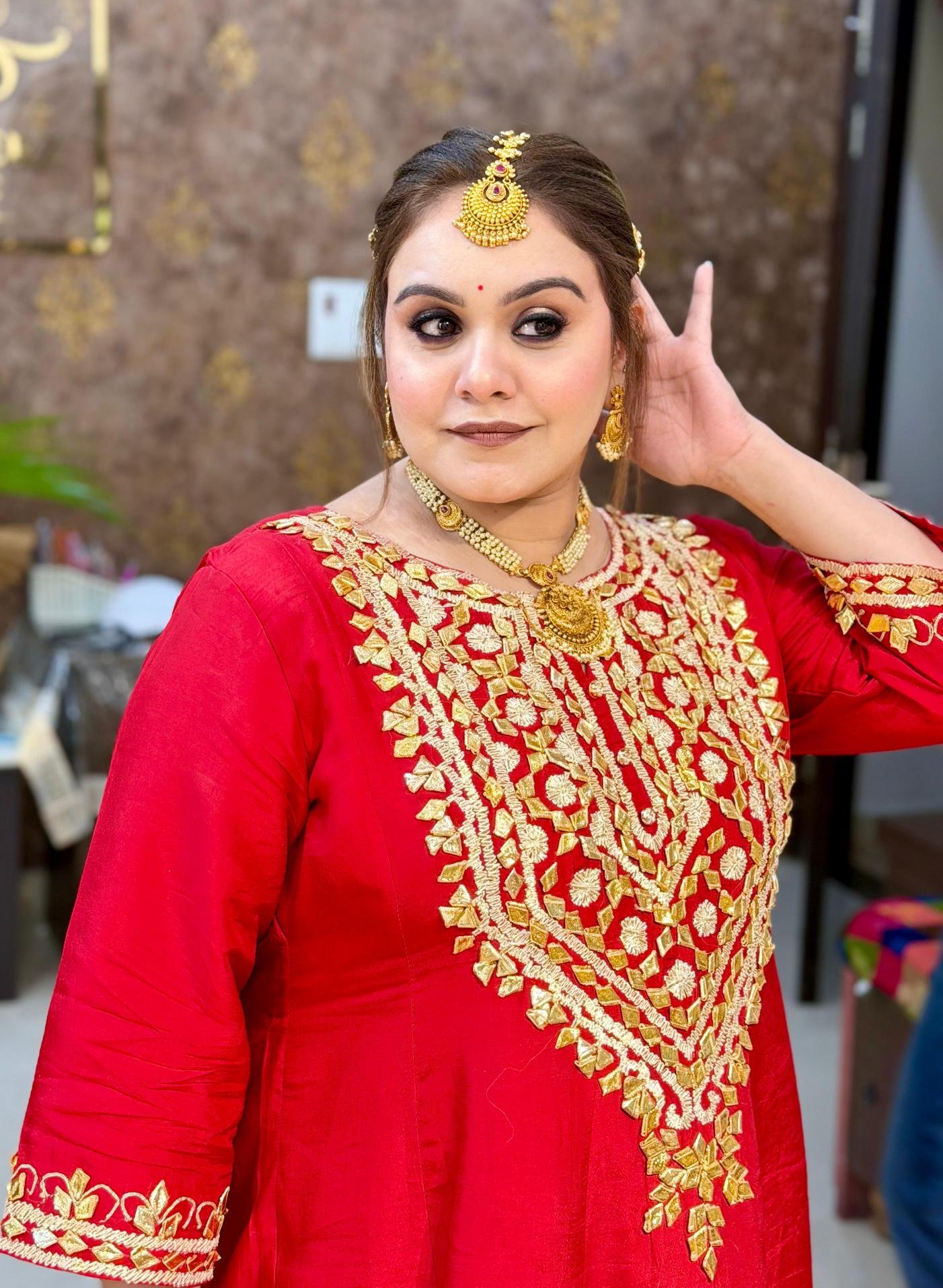 Anu Makeoverz